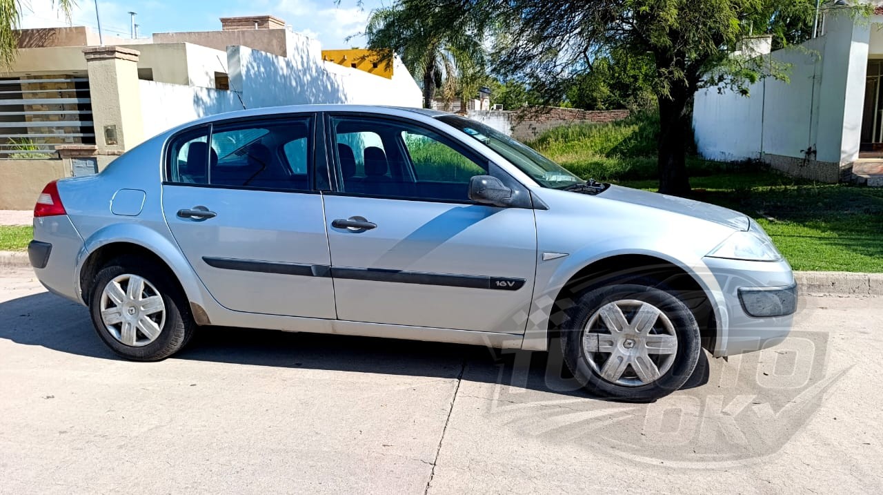RENAULT MEGANE II 1.6 16V, miniatura