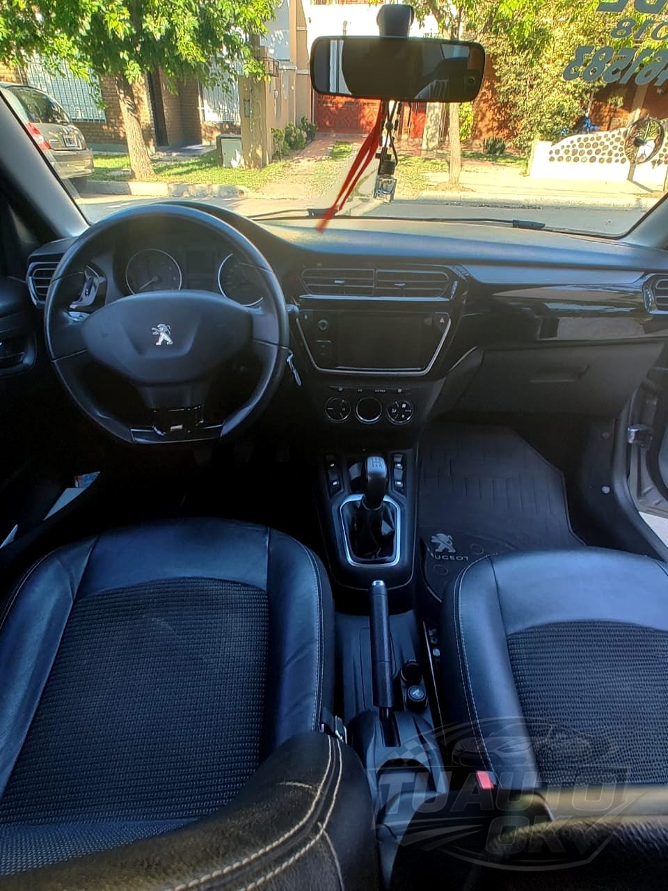 PEUGEOT 301 ALLURE PLUS 1.6 16V, miniatura