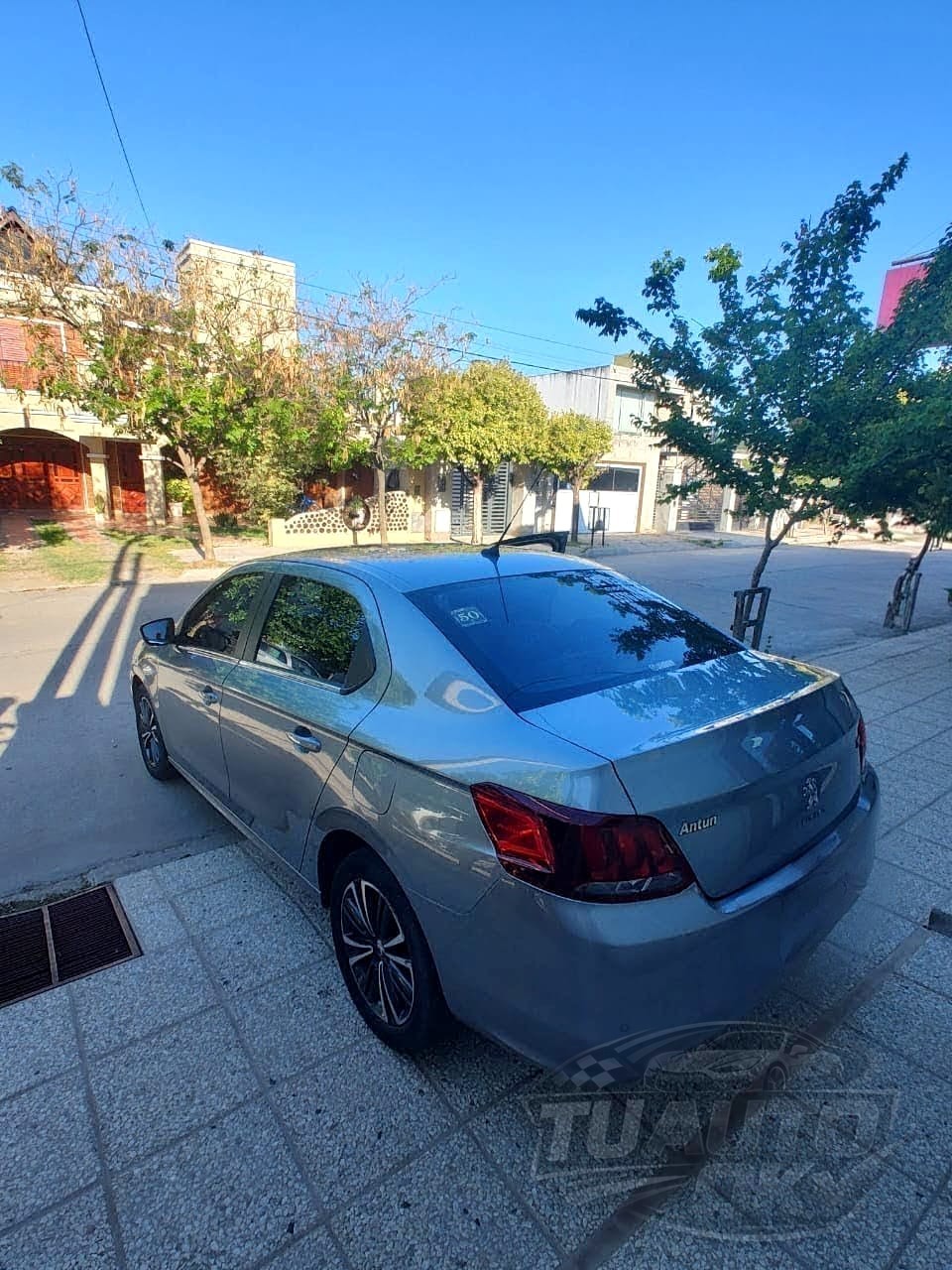 PEUGEOT 301 ALLURE PLUS 1.6 16V, miniatura