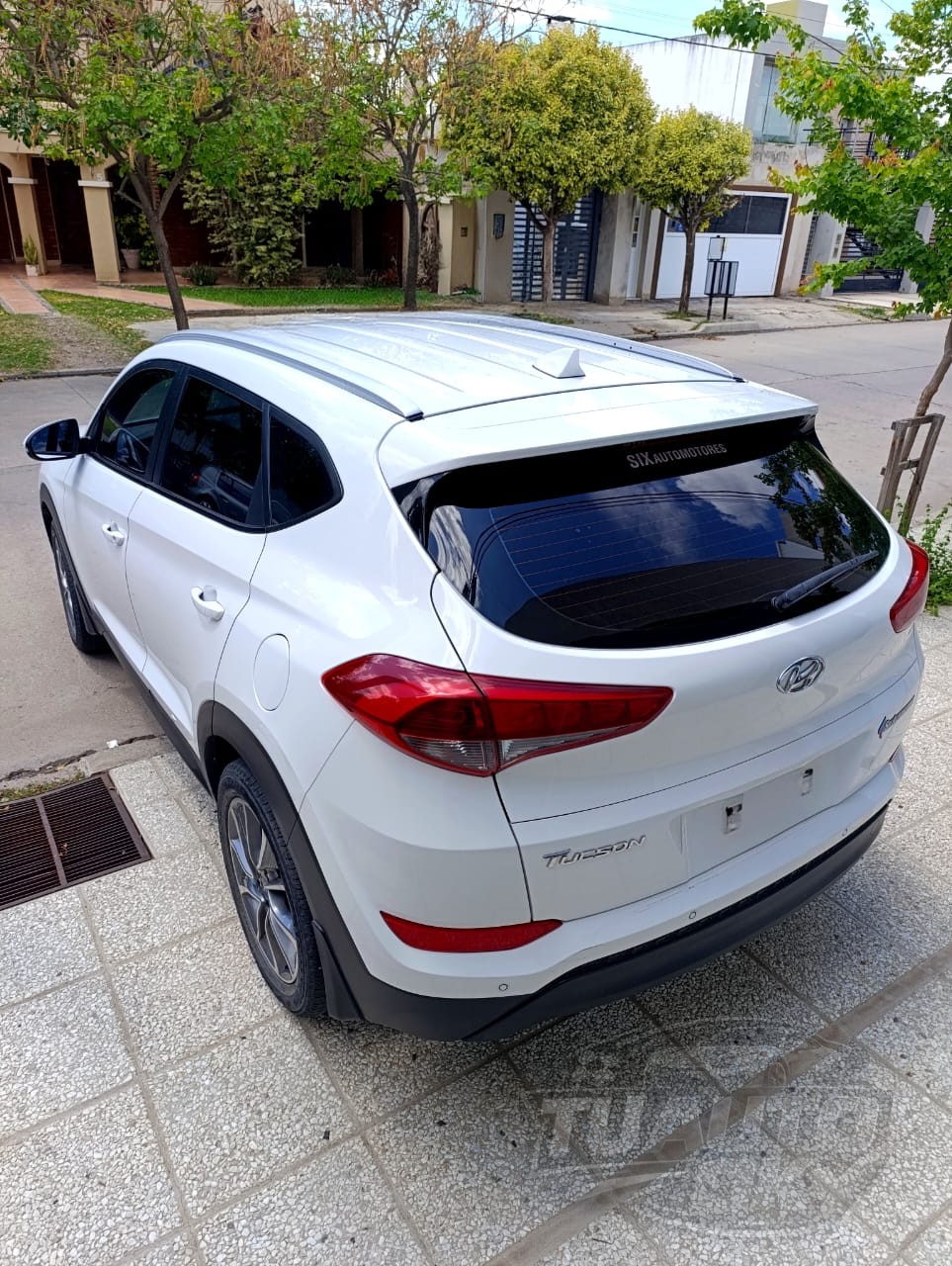 HYUNDAI TUCSON 2.0 4X2 AUTOMATICA, miniatura