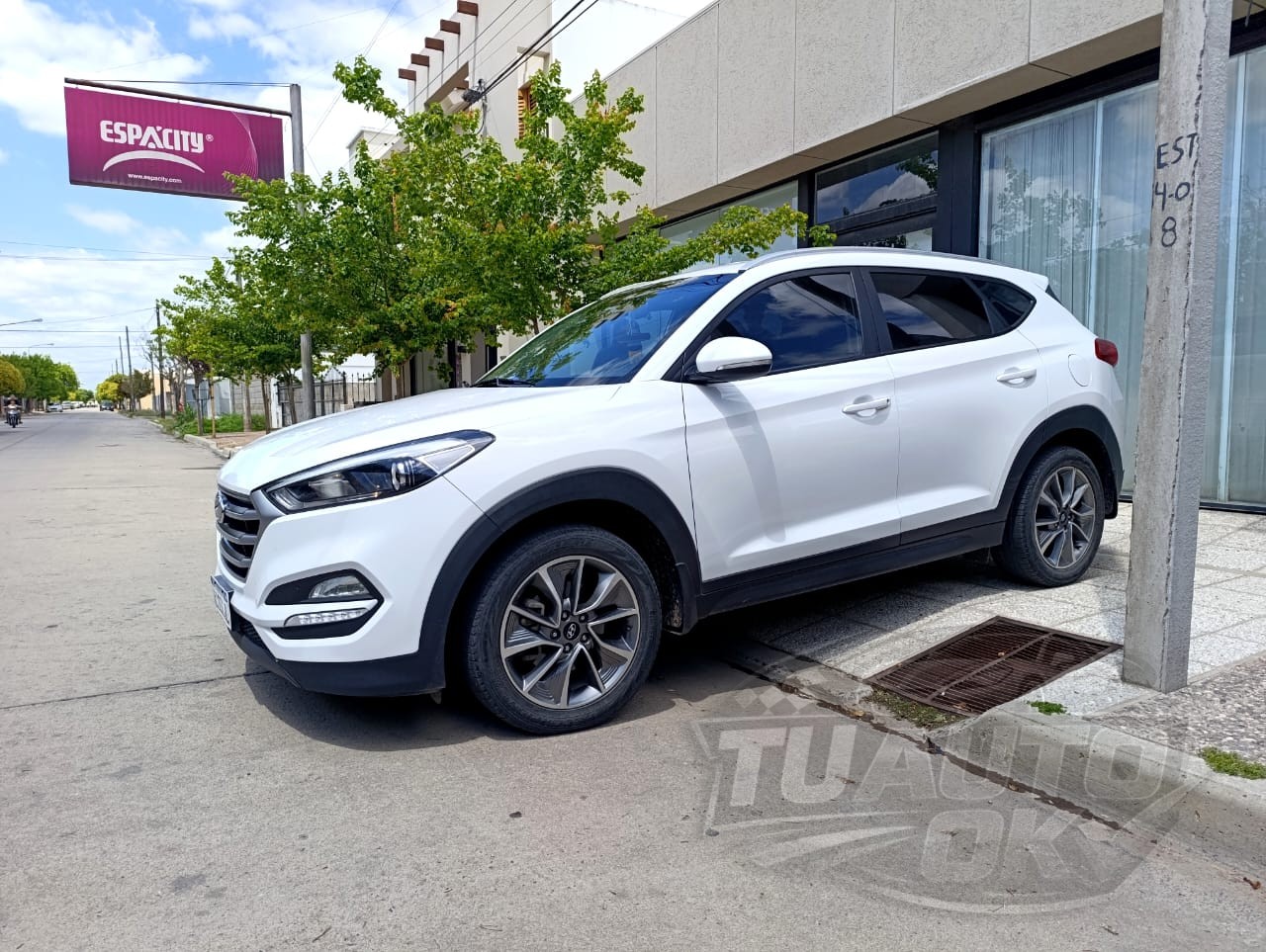 HYUNDAI TUCSON 2.0 4X2 AUTOMATICA, miniatura