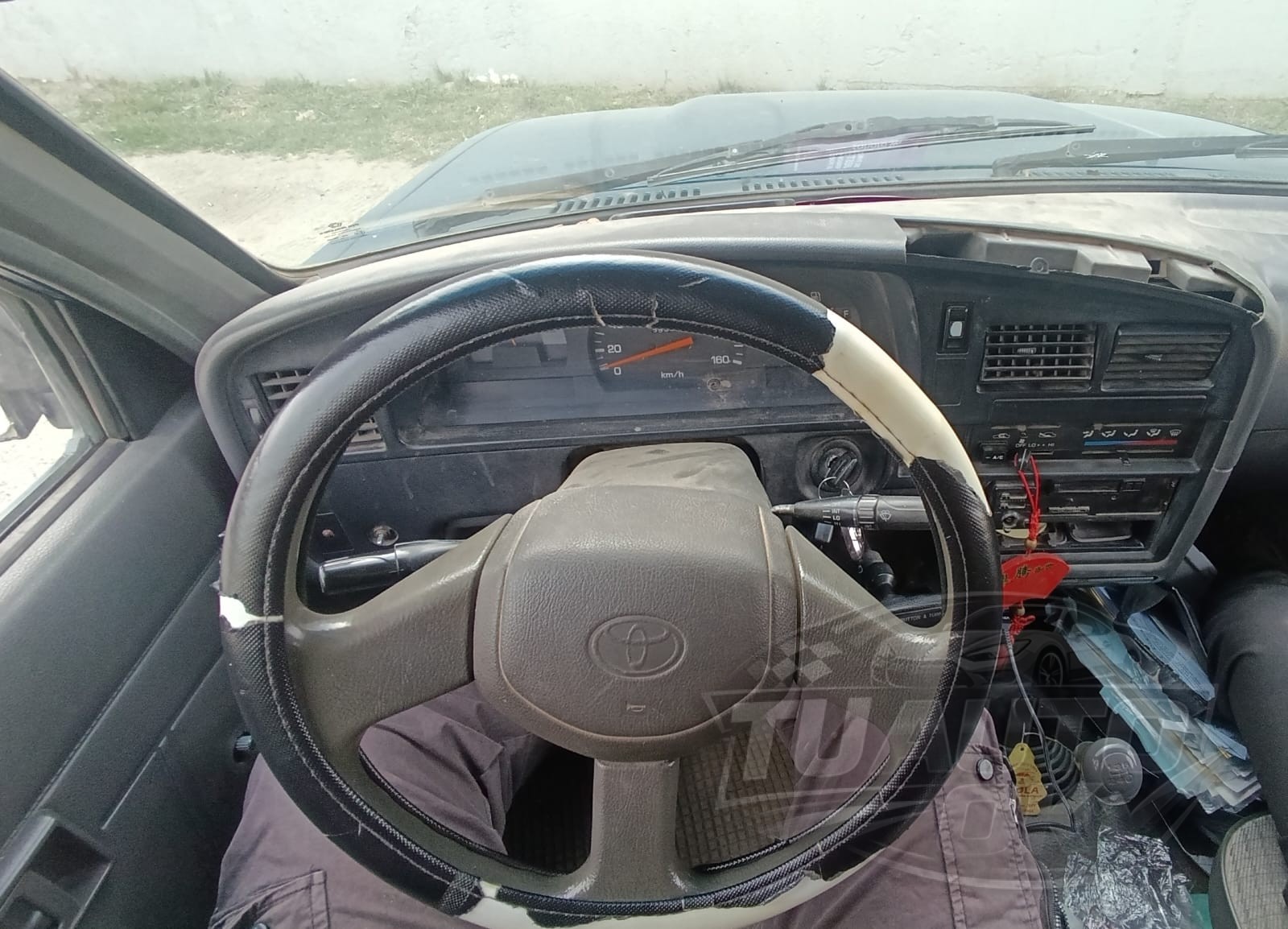 TOYOTA HILUX PICK - UP, miniatura