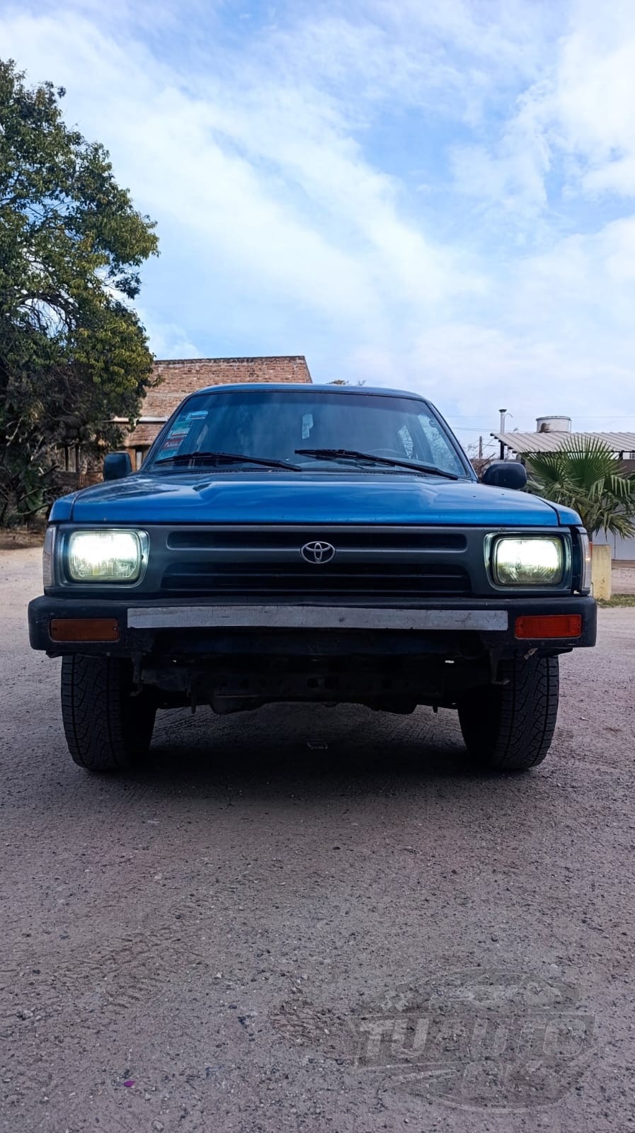 TOYOTA HILUX PICK - UP, miniatura