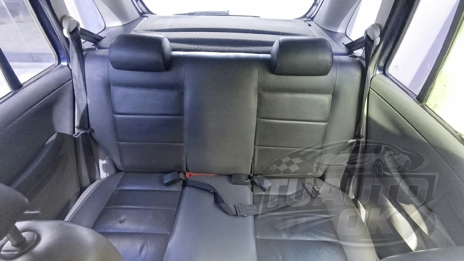 VOLKSWAGEN SURAN 1.6 5 PUERTAS, miniatura